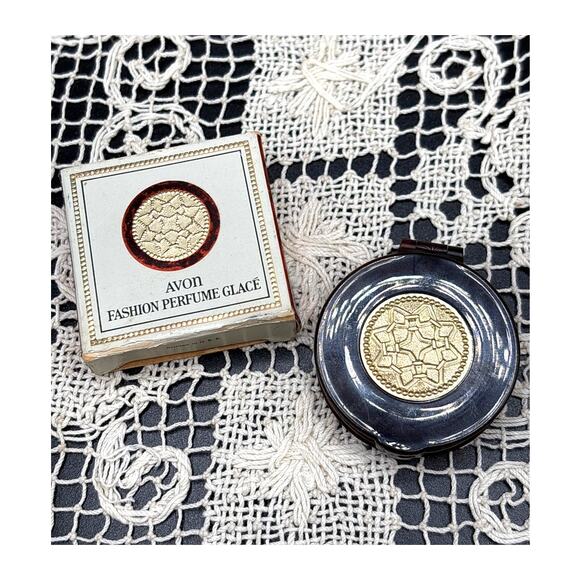 1960s/70s Avon Fashion Perfume Glacé Compact (Full) 'Rapture' Vanity Decor - Picture 1 of 6